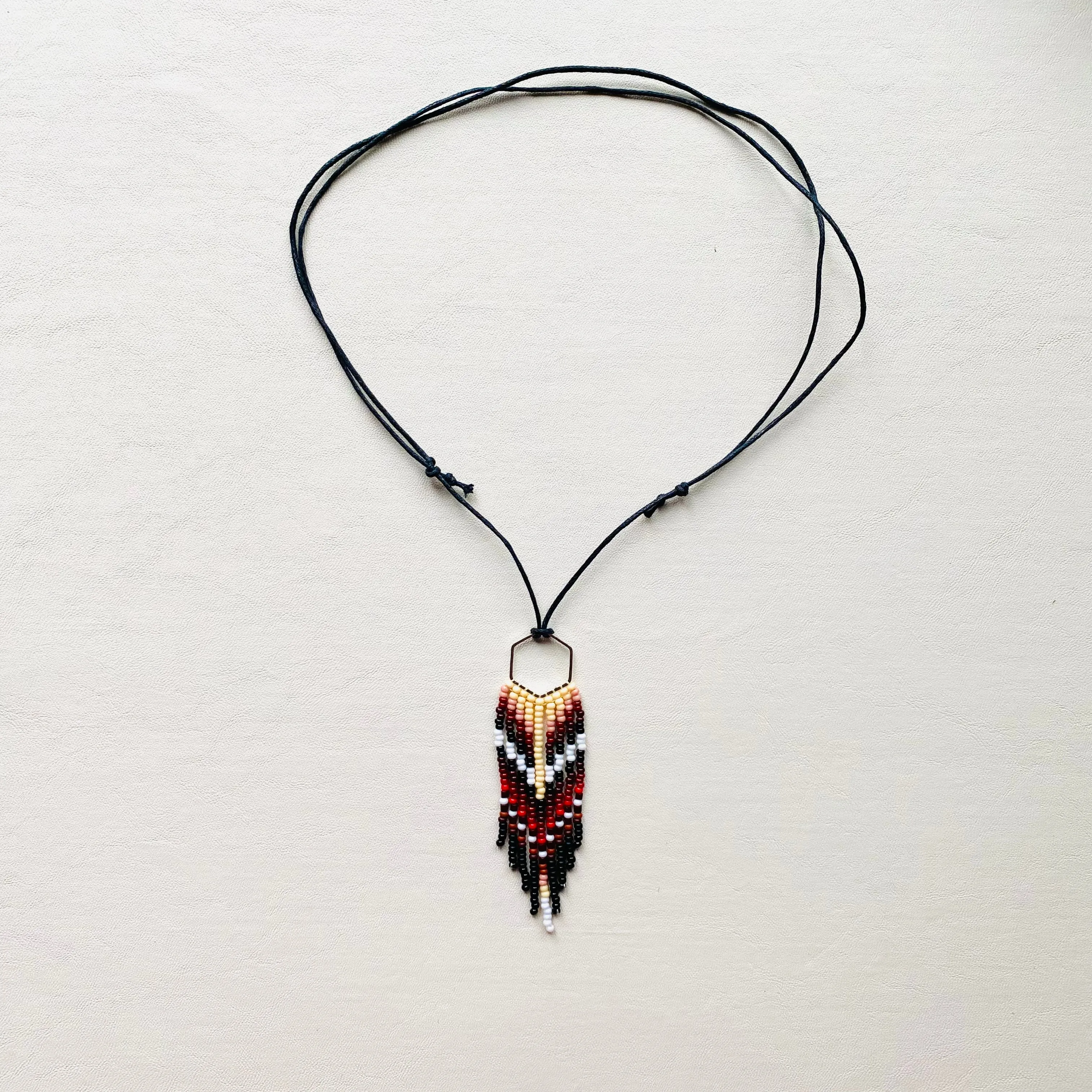 Colorful Seed Bead Feather Choker Necklace, Fringe Indigenous Necklace Native inspired, Boho necklace, Hippie necklace, Red Brown Beige Black necklace, Western necklace, Ethnic necklace, Bohemian Necklace