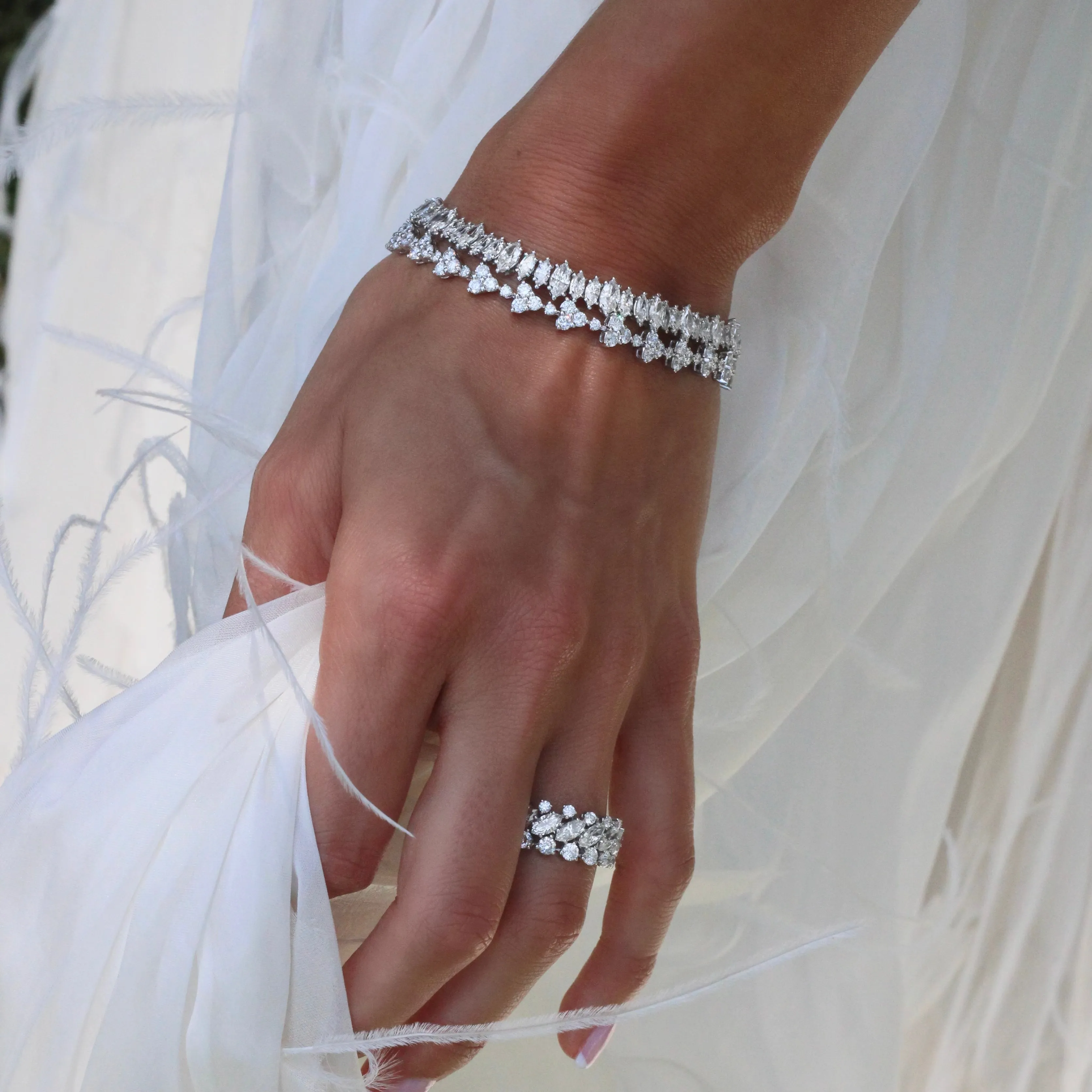 MARQUISE AND ROUND DIAMOND BAND