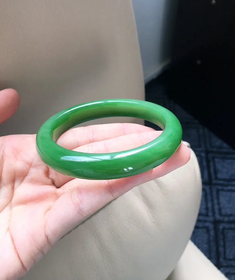 Natural Jade Bangle Nephrite Bangle Internal Diameter 59.1mm NBE037